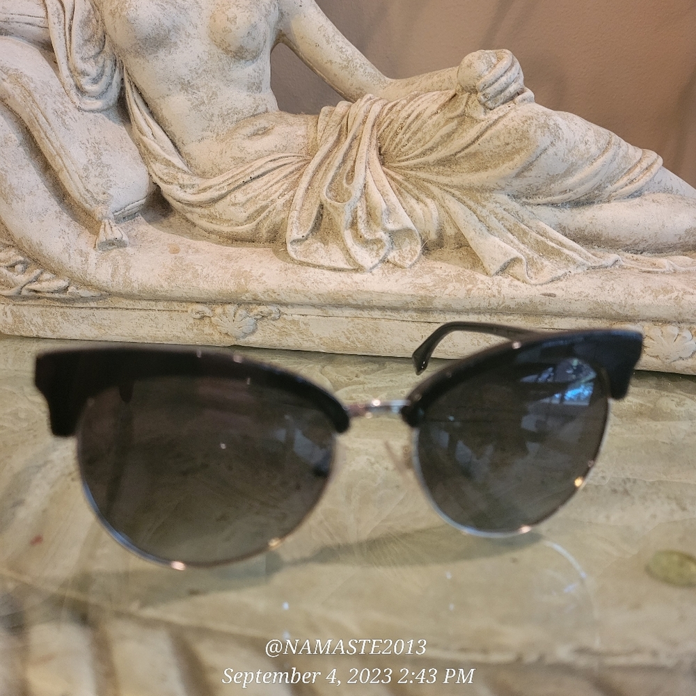 Fendi FF 0229/S Sunglasses Open Box Display Cat Eye NAM#2 - Picture 7 of 17